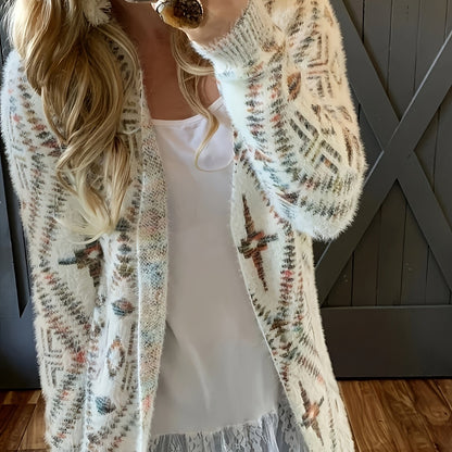 Katja – Elegant stickad kofta med geometriskt mönster