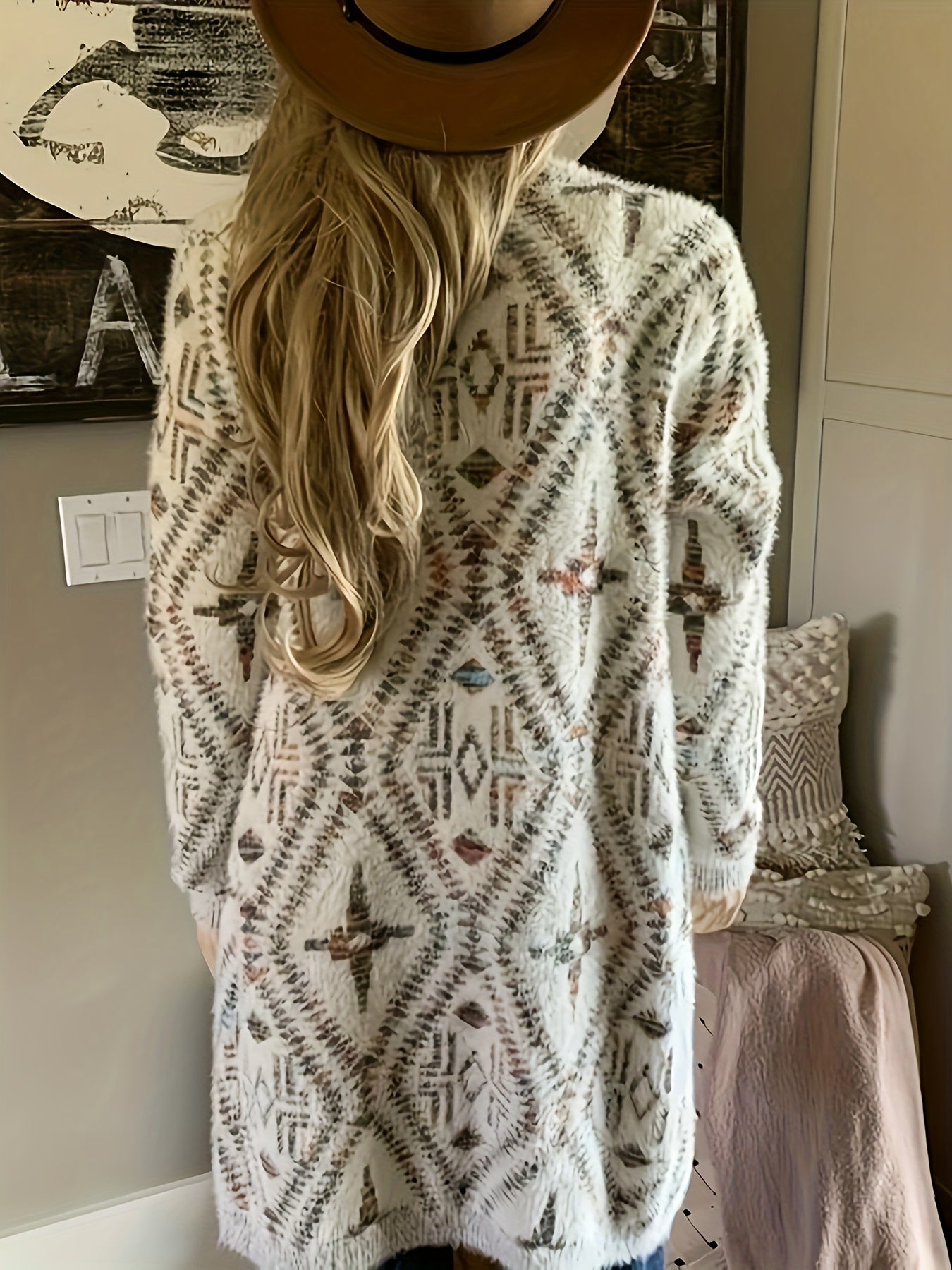 Katja – Elegant stickad kofta med geometriskt mönster