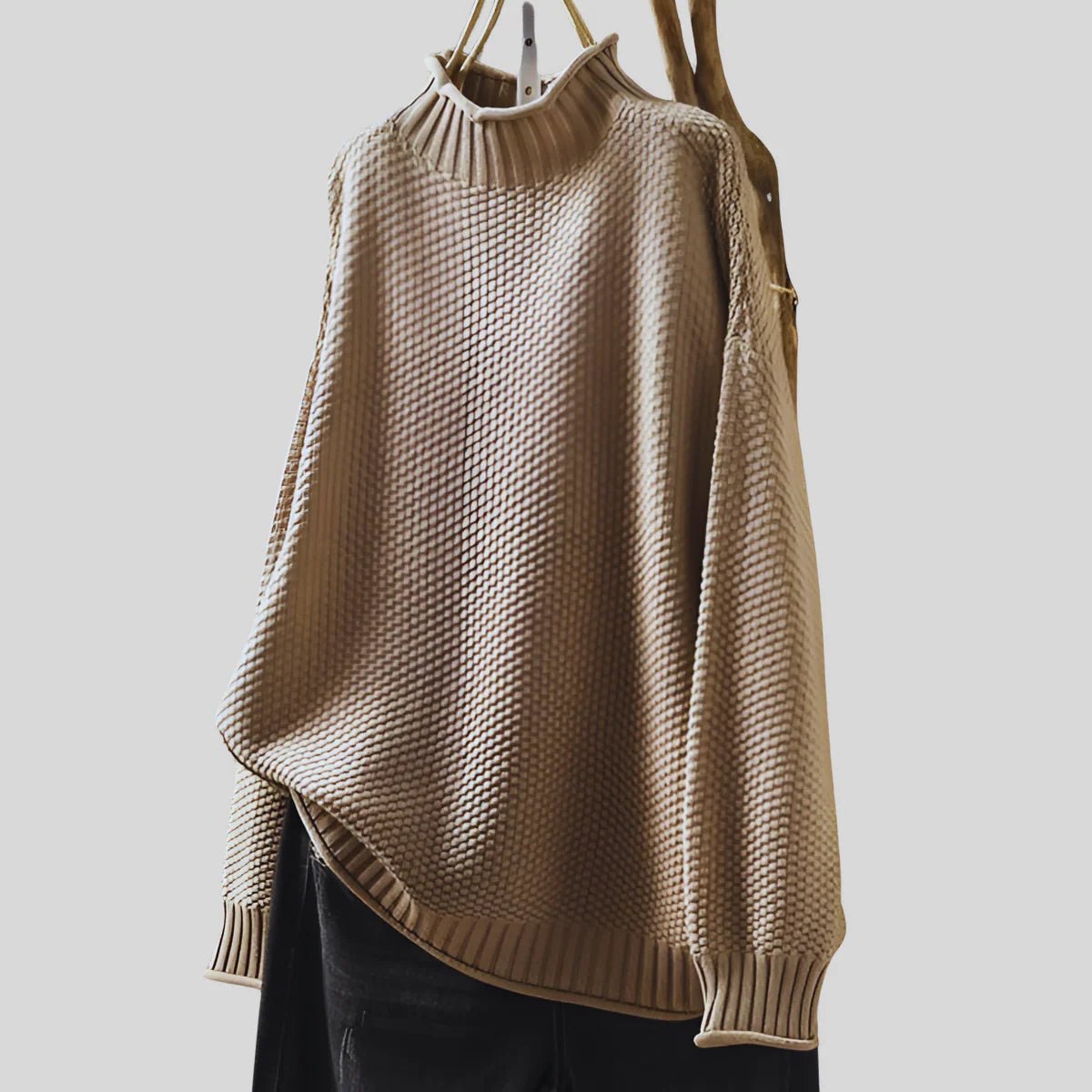 Ailita – Tröjan som förenar värme och elegans - Véloria Studios