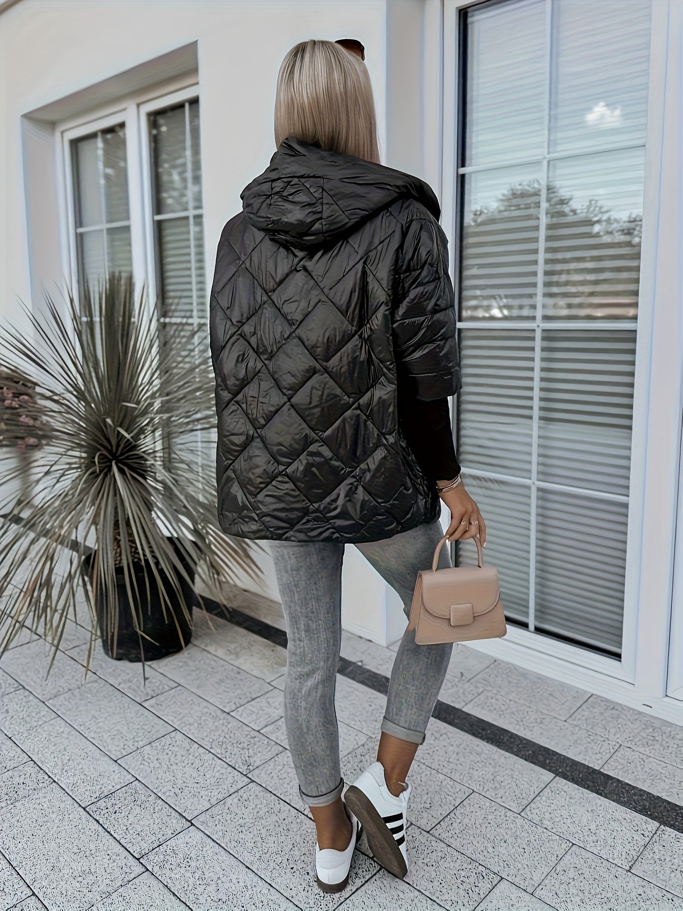Carina – Elegant topp med batwing - ärm - Véloria Studios