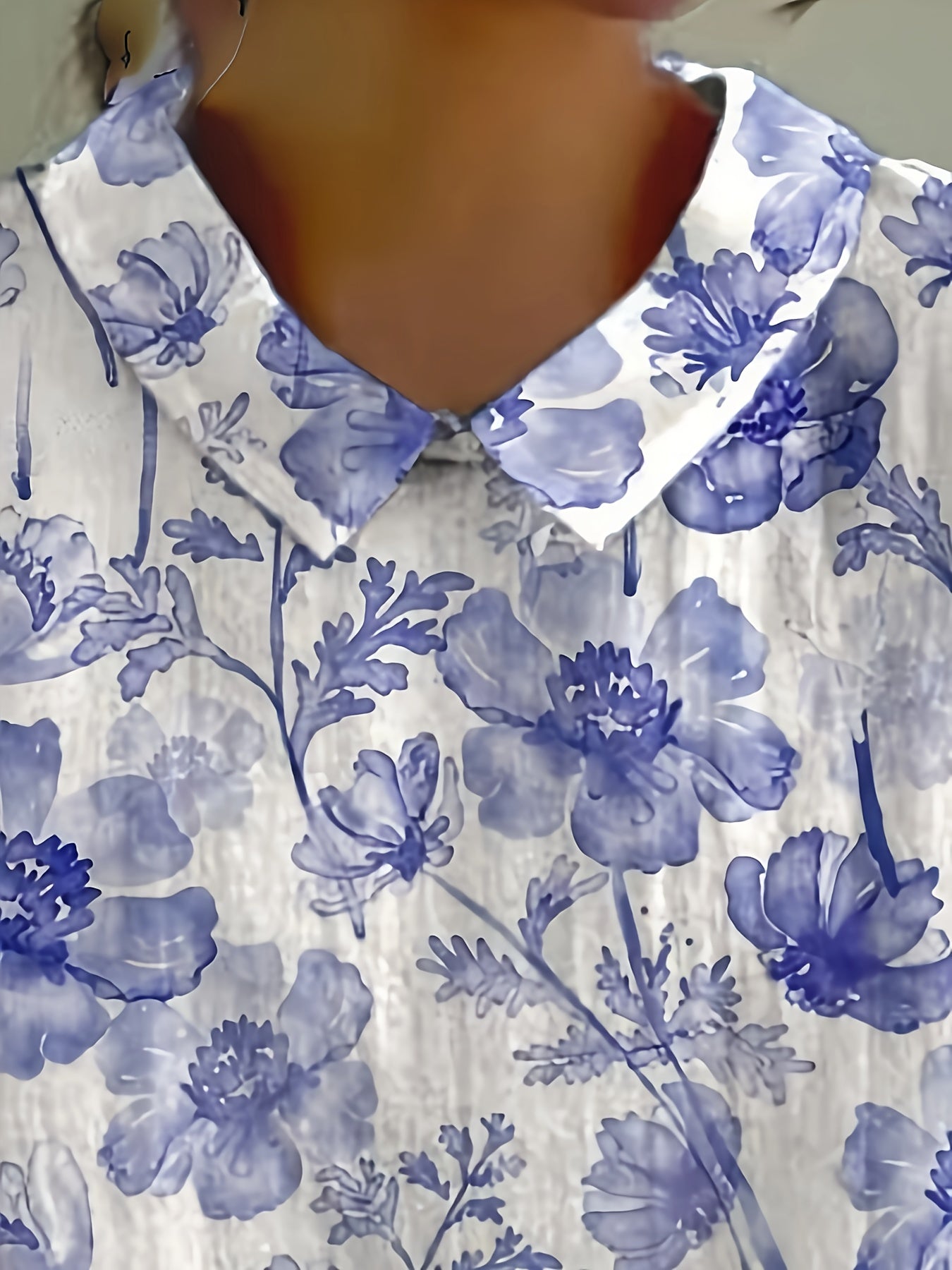 Corina – Stilrent damshirt med mjuk känsla och modern design - Véloria Studios