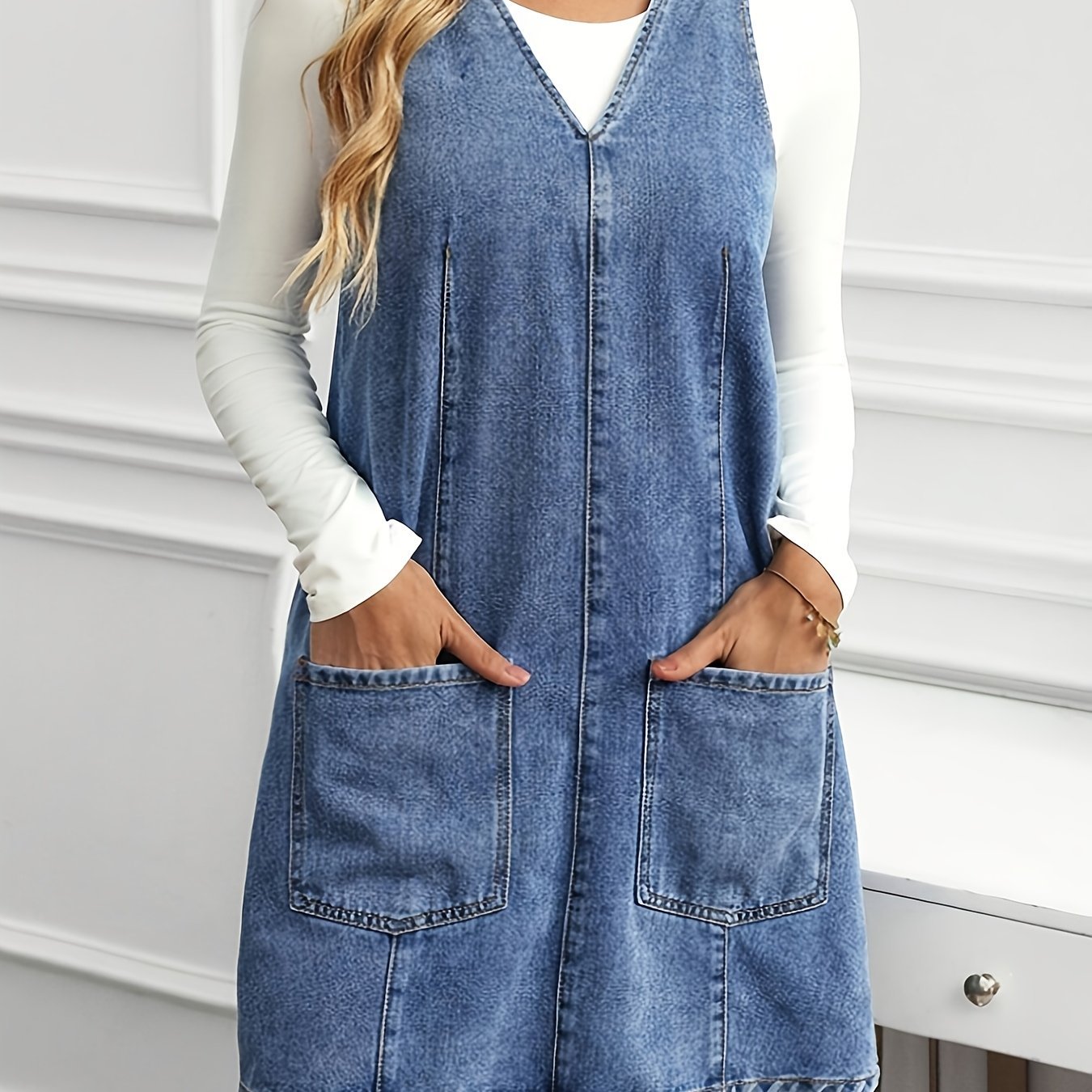 Emelie – Elegant ärmlös klänning för vår och sommar - Véloria Studios
