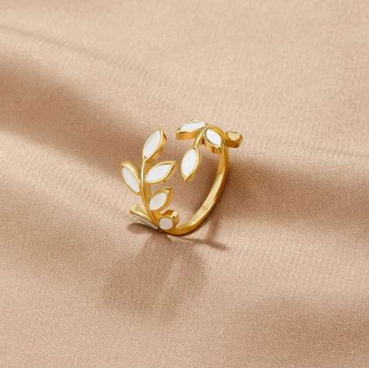 Serene – Guldblad Ring