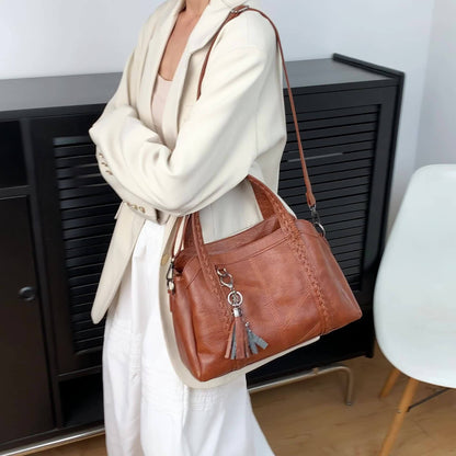 Maison Malene – Axelväskan som lyfter din stil - Véloria Studios