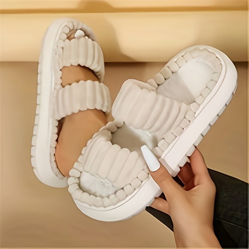 Michaela – Slip - ons som förenar enkelhet och komfort - Véloria Studios