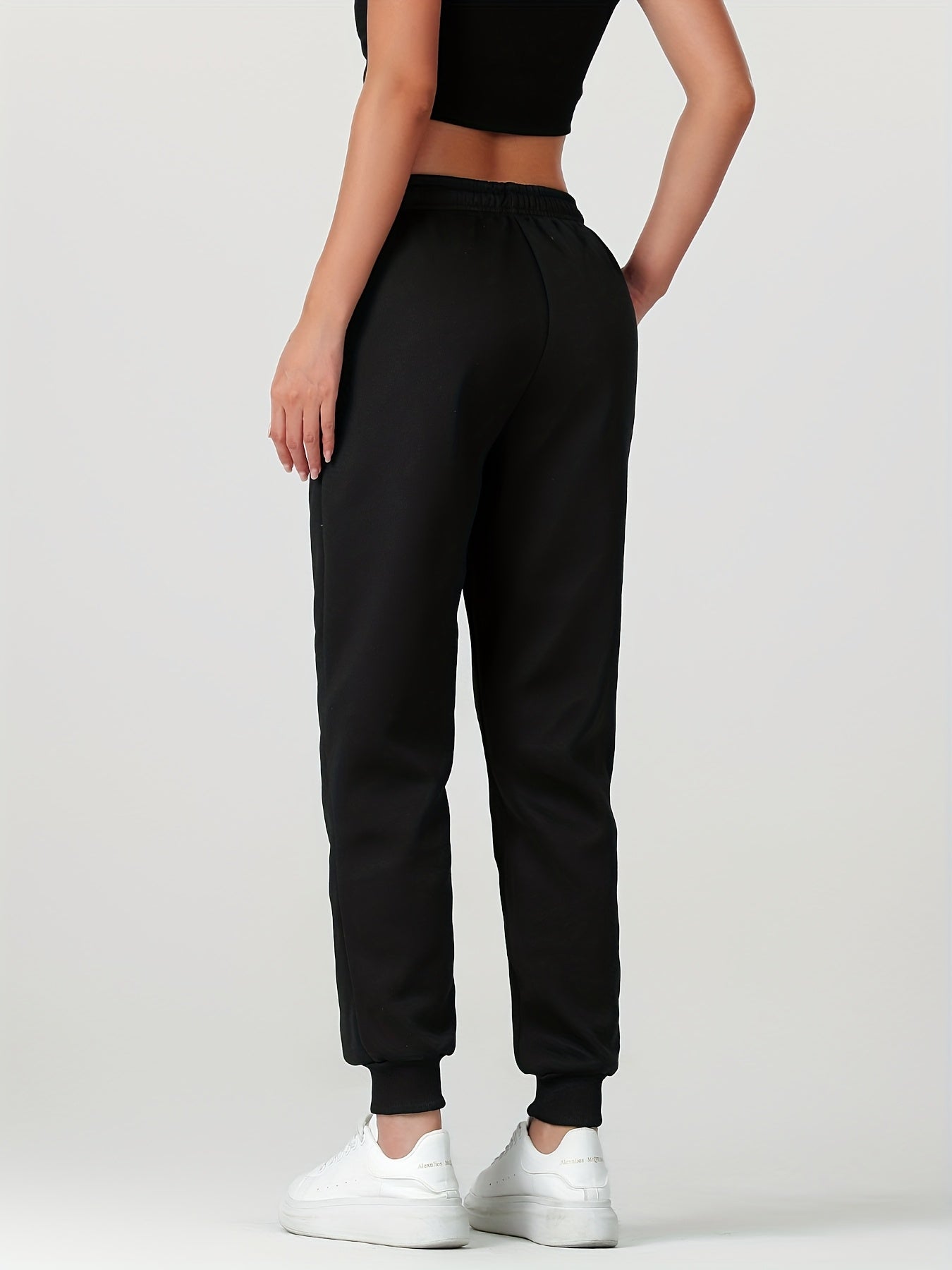 Nikita – De bekväma långbyxorna för avslappnade vinterdagar - Véloria Studios