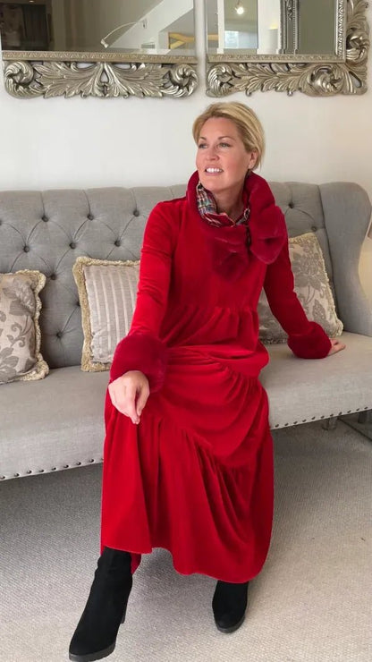 Noretta – Midi - klänningen som följer dina steg - Véloria Studios