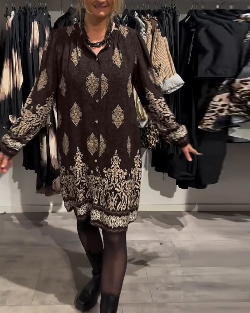 Unnika – Skjortklänningen som kombinerar stil och komfort - Véloria Studios